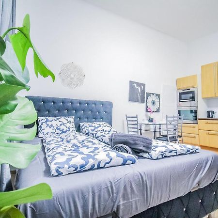 Comfort Quad Room Hn Vienna Luaran gambar
