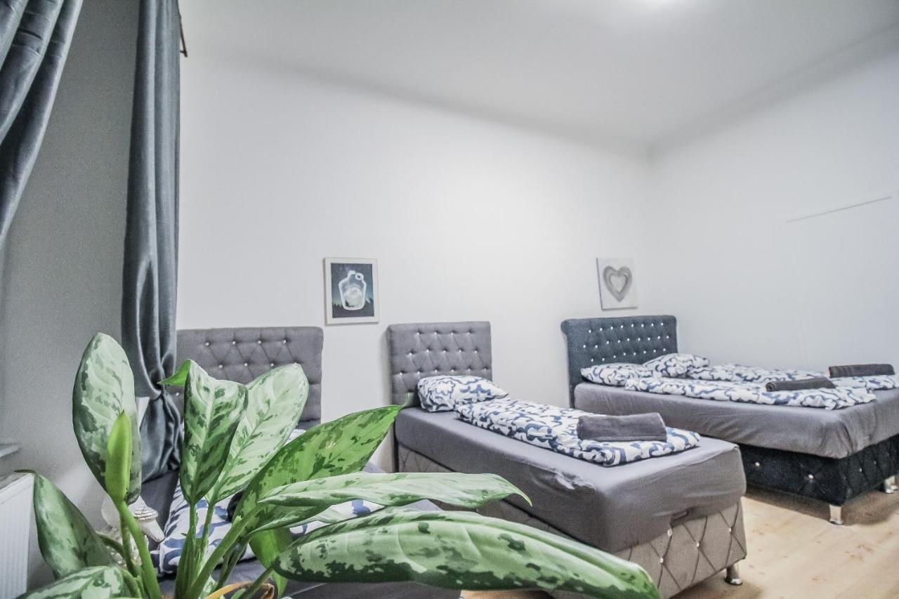 Comfort Quad Room Hn Vienna Luaran gambar