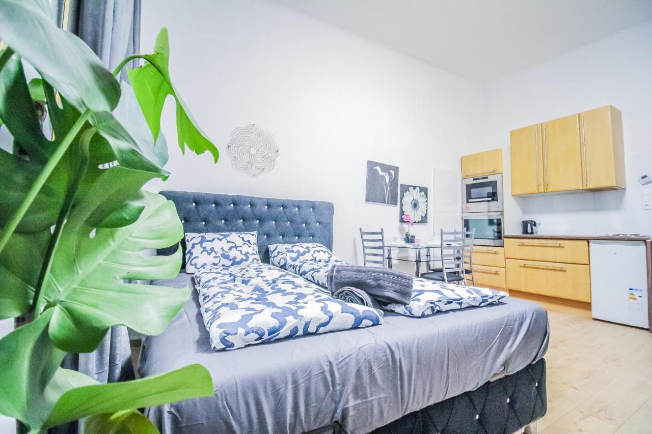 Comfort Quad Room Hn Vienna Luaran gambar