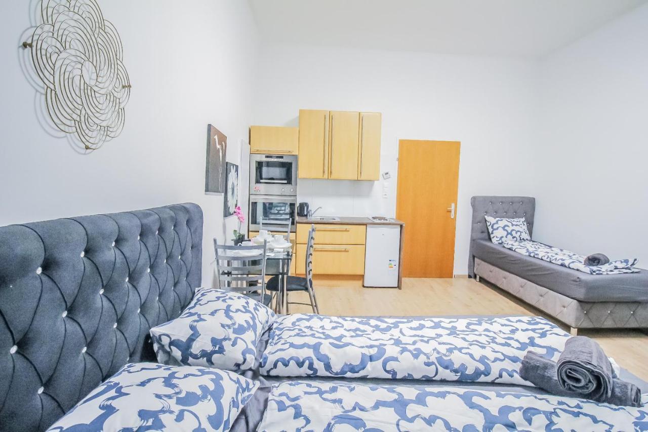Comfort Quad Room Hn Vienna Luaran gambar